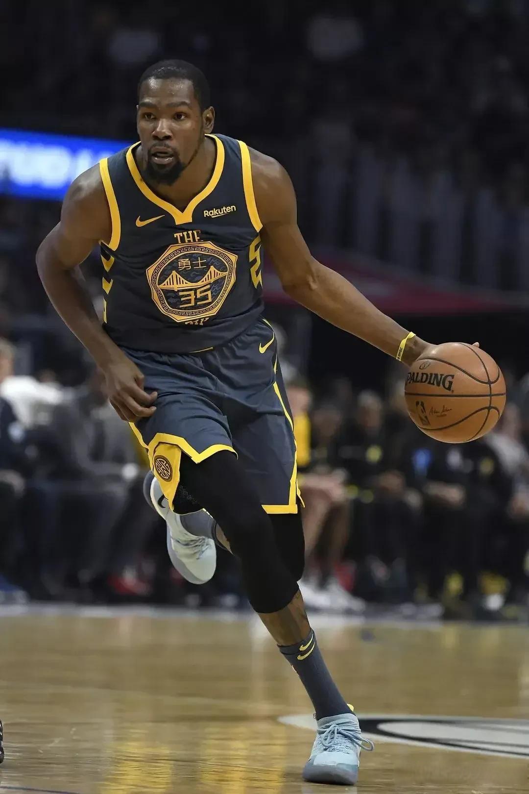 人把他与联 人把他与联