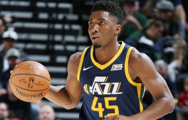 将每位球员 将每位球员