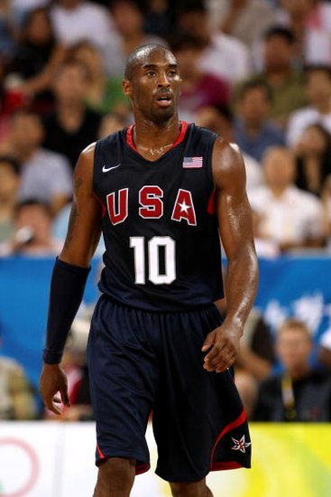 谢鹏飞仍无缘首发！曾经在三镇队无所不能，现在在申花把板凳坐穿