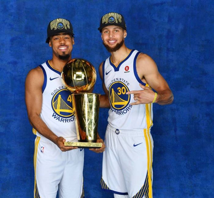 本地化真人 本地化真人