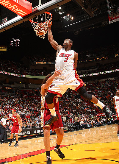 存在明显距 存在明显距