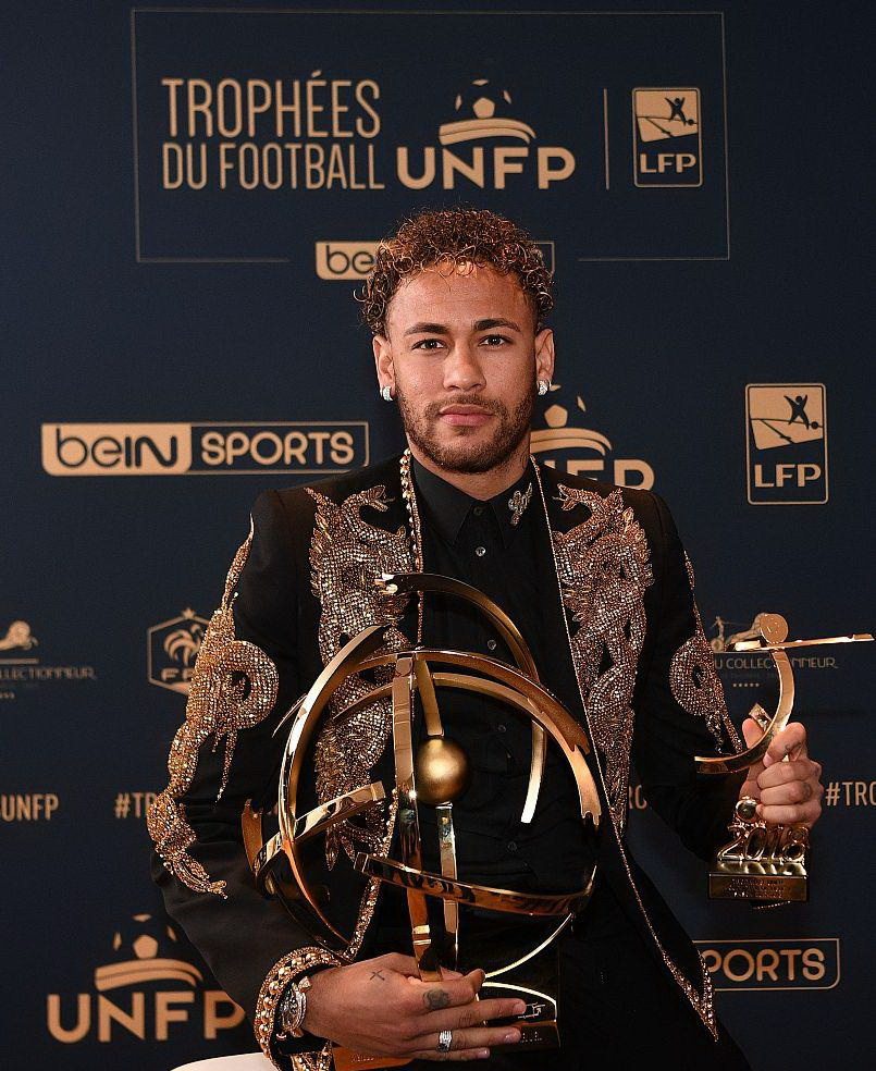 被重新拉回 被重新拉回